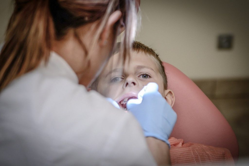 Dziecko u stomatologa