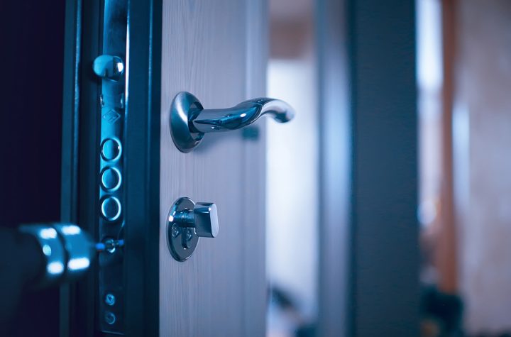 drzwi antywlamaniowe